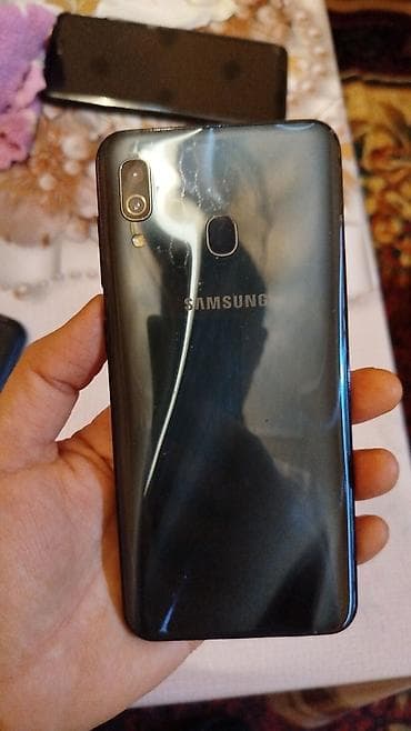 samsung printeri: Samsung Galaxy A30, rəng - Qara, İki sim kartlı — 6