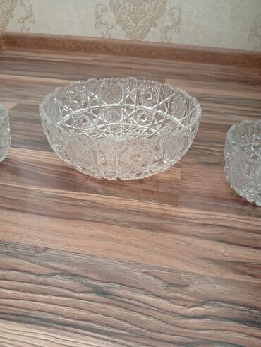 тап аз продажа посуди: Qədimi Xrustal dest.boyuk meyvə qabı ve 2eded konfet qabı .ayrılıqda — 2