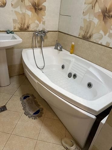 caqquzi: Hidromassajlı künc vanna - Ölçü: təxmini 130–150 sm künc tipli — 2