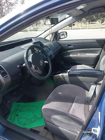 Avtomobil alışı: Toyota Prius (2-ci nəsil) hibrid sedan - Rəng: mavi - Kuzov: liftbek — 4