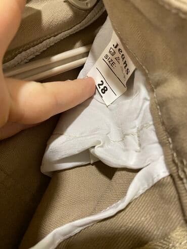 zara xs: Trendyoldan alınıb 35 azn,balacadır deyə satılır. Heç geyinilməyib - — 3