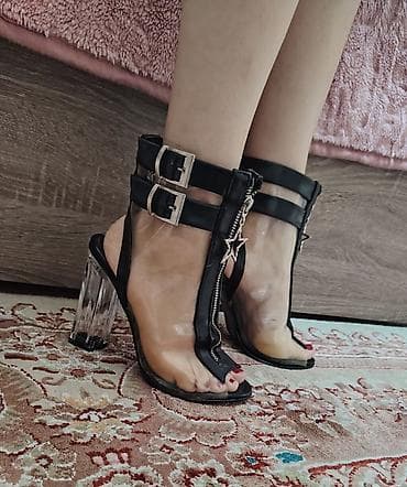 gecə geyimi: Şəffaf dabanlı qadın sandal/ayaqqabı - Dizayn: Şəffaf PVC üst hissə — 1