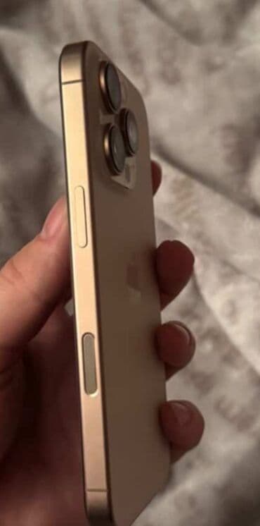 Asia: IPhone 16 Pro, 128 GB, Black Titanium — 3