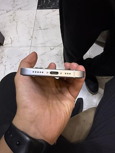 telefon qablari 2020: IPhone 15, 128 GB, Starlight, Barmaq izi, Face ID — 5