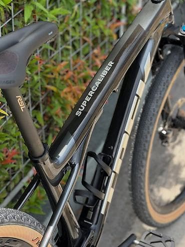 trek: Trek Supercaliber karbon MTB velosipedi - Çərçivə: Trek Supercaliber — 1