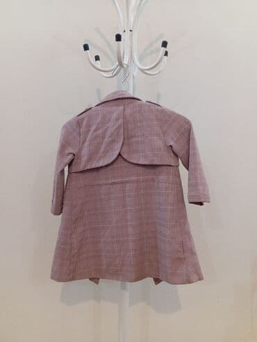 qız geyimleri: Uşaq üçün klassik stilində plaş/kaban. Xüsusiyyətlər: - Ölçü: S — 3