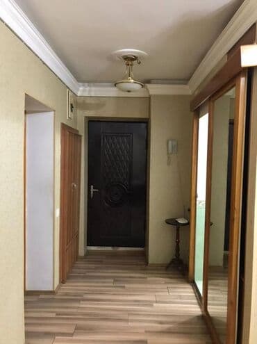 kirayə ev ayliq: İnşaatçılar metrosu yaxınlığı, Ailə TV-nin yanında 5 mərtəbəli binanın — 12