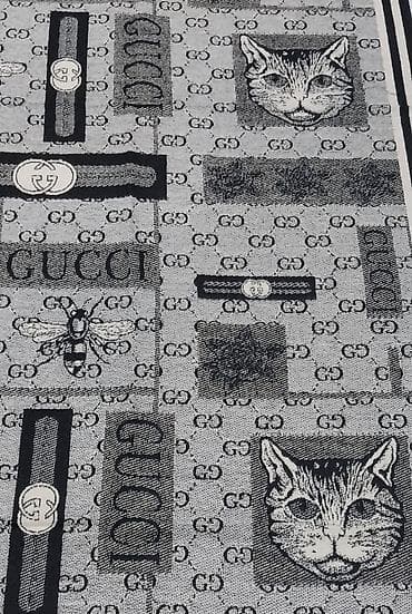 hicab paltar: Gucci Qadın şərfi – boz-qara tonlarda, monoxrom dizayn. - Üzərində GG — 3