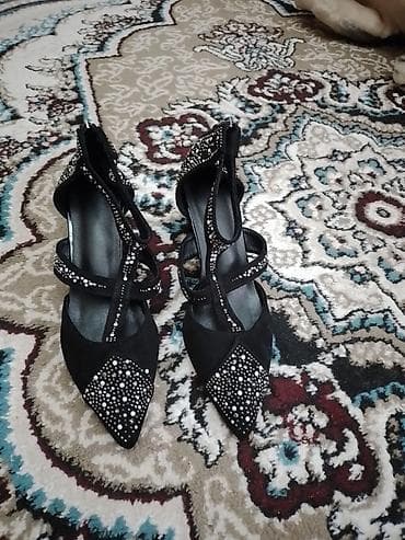 ayaqqabı: Ölçü: 39, rəng - Qara, Yeni — 1