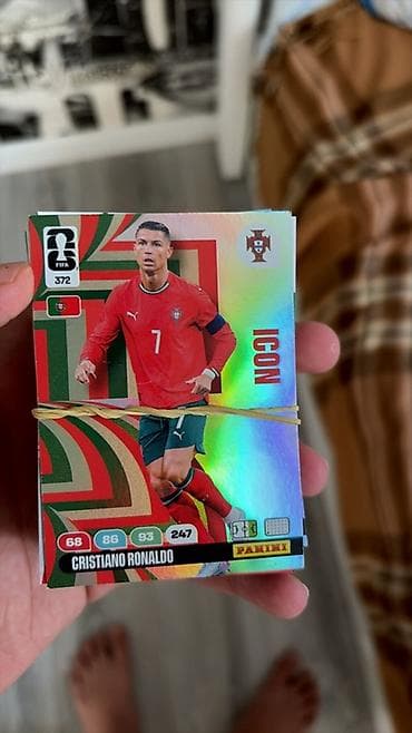 Panini futbol kolleksiya kartı – “ICON” seriyası - Oyunçu: Cristiano