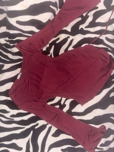 ağ şalvar: Bordo rəngli qadın bluzu - Model: Uzunqollu, yüngül və elastik — 2