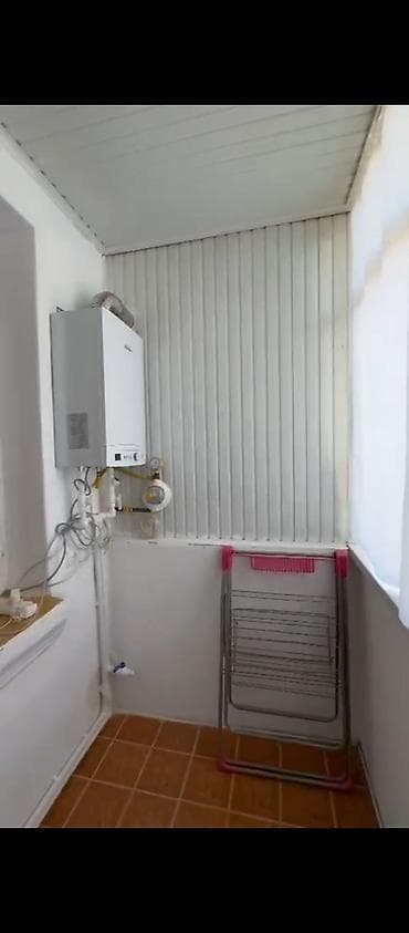 Mənzillərin satışı: Bagman Ozan kucesi Aqrar İniverstetinin yani 5 Mertebeli binanin 3 — 5