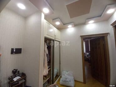 bina az musfiq qesebesi kohne tikili: İnşaatçılarda 20 mərtəbəli binanın 14 cü mərtəbəsində yerləşən,ümumi — 6