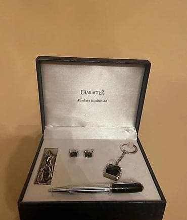 Hədiyyə dəsti – Character “Absolute Distinction” Zərif qutuda təqdim