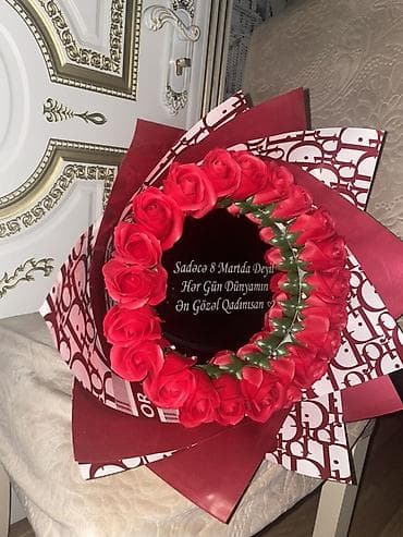 hədiyyələr aləmi: 8MARTA ÖZEL EN UCUZ BUKETLER BİZDƏ!!! Güllü güzgü buketi – — 1