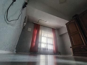 ağ şəhər ev qiymətləri: Ceyranbatan, 4 otaqlı, Köhnə tikili, 50 kv. m — 9
