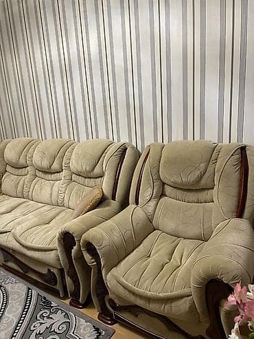 Klassik divan, Divan