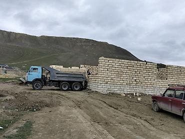 Sərnişin daşımaları: Qumdaşı (daş) daşınması və boşaldılması xidməti - 6x4 tipli ağır — 1