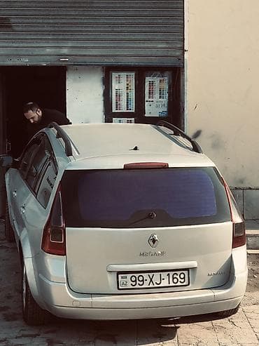 vito salon: Renault Megane II Grandtour (universal) – gümüşü rəng Nömrə: 99-XJ-169 — 1