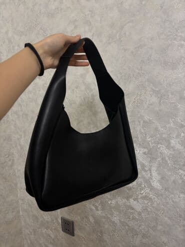 ekodəri qadın çantaları: Qara canta
her ikisi 10 azn — 4