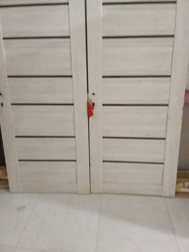 двери для дома: İki ədəd qapı satılır çərçivəsidə var qiymət birinə aiddi — 3
