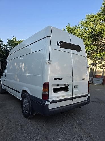 ford escort: Ford Transit yük maşını məsuliyyətli və keyfiyyətli yük daşımaları — 4