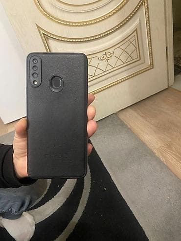 TV və video: Samsung Galaxy A20e, 32 GB, rəng - Qara — 1