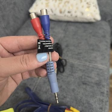 tcl tv: RCA və AV kabel dəsti Məzmun: - Çoxsaylı RCA (kompozit video və stereo — 8