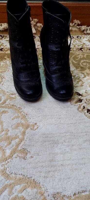 brend qadin ayaqqabilari: Ölçü: 39, rəng - Qara, İşlənmiş — 2