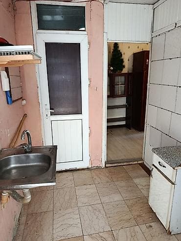 Otaqlar: Salam ev yalnız xanımlara verilir koroğlu metro st yaxınlığıdı evdə — 7