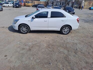шевроле круз: Chevrolet Cobalt sedan – ağ rəng, kompakt və qənaətcil şəhər — 2