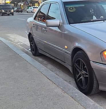 mercedes benz c class: Dis Tekerler satilir çatsiz svarkasiz ela veziyetdedir pakrişkalar — 2