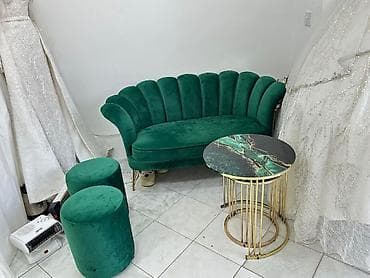 mebel alan: Divan 200 azn Uclu jurnalni 100 azn Pufikler biri 15 azn(ikisi 30 azn) — 1