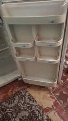 Микроволновки: Б/у 2 двери Beko Холодильник Продажа, цвет - Белый — 3