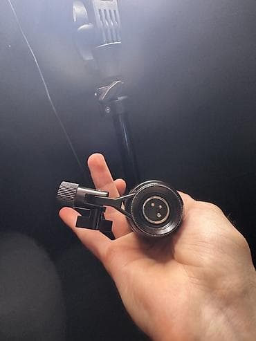 stul ustu kamputerler: Simli Mikrofon — 5