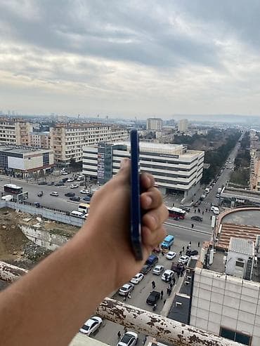 redmi 6 ekran: IPhone 12 mini, Mavi, Face ID — 7