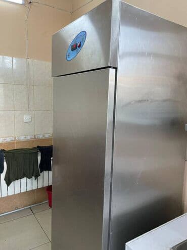 kirayə restoranlar: Əhmədli və Xalqlar metro stansiyaları yaxınlığında, KTV-nin — 21