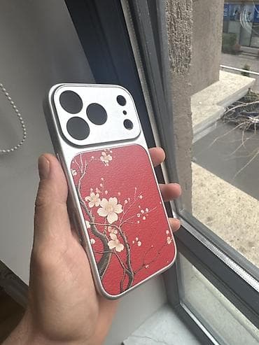 yeni il oyuncagi: Sakura naxışlı kabro Iphone 17 pro
Yenidi — 2