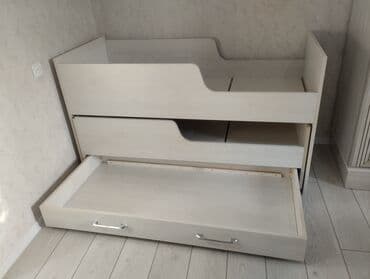 oğlan tortu: Müxtəlif mərtəbəli çarpayılar — 5