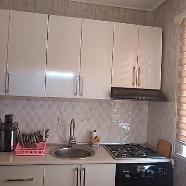 yataq desdleri: Xirdalanda 26ci mehellede 2 otaqli tam temirli evdir.isiq qaz su — 3