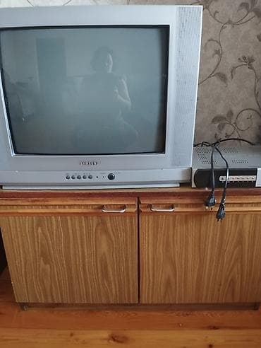 televizor 120 ekran: İşlənmiş Televizor Samsung 32" Ünvandan götürmə — 1