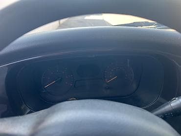 mini cps: LDV : 0.4 l | 2011 il Van/Minivan — 3