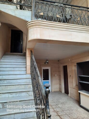 1 комнатная квартира снять: Sumqayitı şəhərində 1otaqli ev kirayə. verilir.Su qaz isiq daimidr.WF — 4