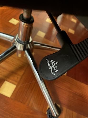 mebel evi: İşlənmiş, Təkərli, Qolları tənzimlənir, Parça — 2