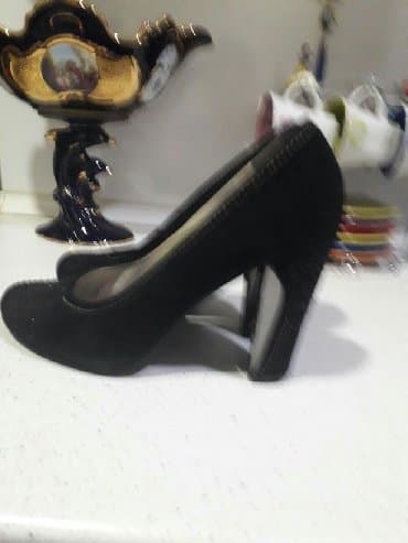 qara qadın krosovkaları: Tuflilər, Ölçü: 38, rəng - Qara, İşlənmiş — 2