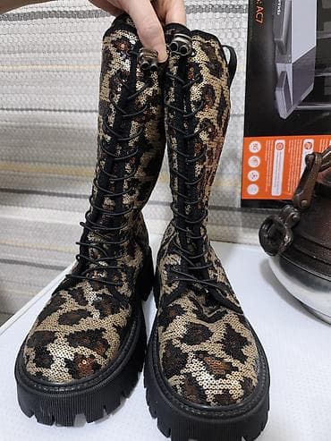 batinka: Qadın üçün qalın altlıqlı bağcıqlı botlar - Dizayn: leopard naxışlı — 1
