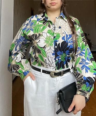 Kombin: Şəkillərdəki kimi həm ağ, həm də qara şalvar və yubkalarla