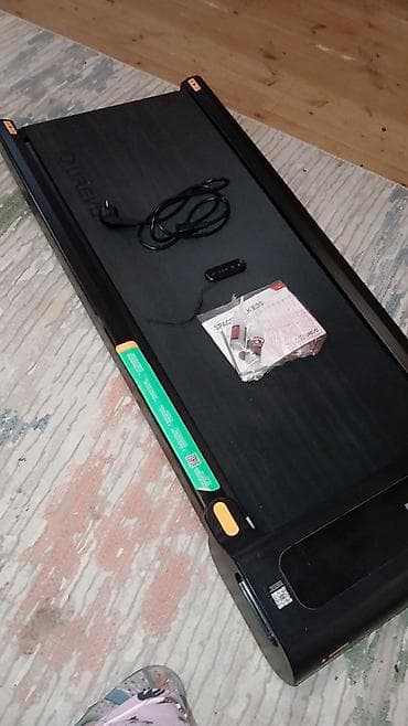 walking pad: UREVO Walking Pad ev/ofis üçün kompakt qaçış yolu - Brend/model — 3