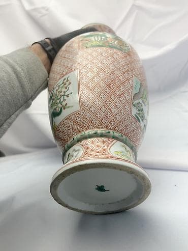 gul dibcekleri: Bir vaza, Farfor — 3