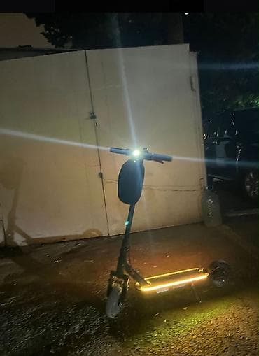 İşlənmiş Elektrik samokat 7", ≤ 250 Vt, 36 - 45 km/s, Ödənişli çatdırılma — 1